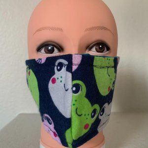 Cloth mask made of three layers of fabrics (NEW)